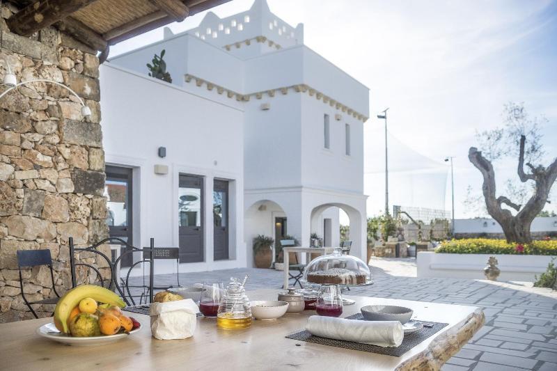 Masseria Le Mandorle Ugento Eksteriør billede